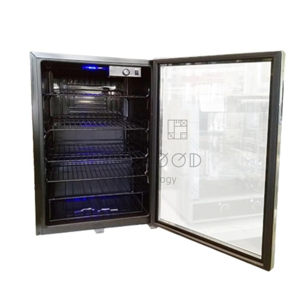 Шкаф холодильный Cooleq TBC-145 со стеклом черный